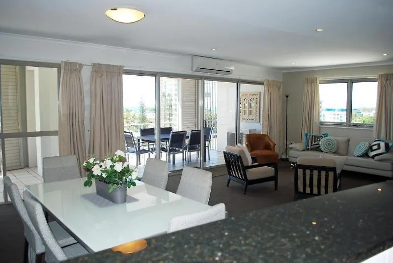 Rovera Apartments Maroochydore 4*,